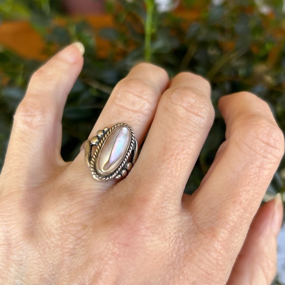 Vintage BELL STERLING Abalone Ring - Picture 2 of 5
